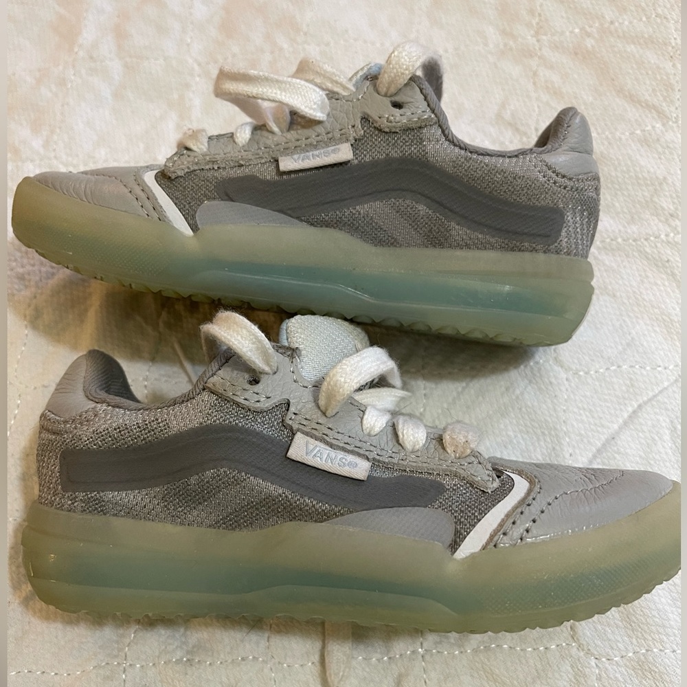 Boys vans 10.5